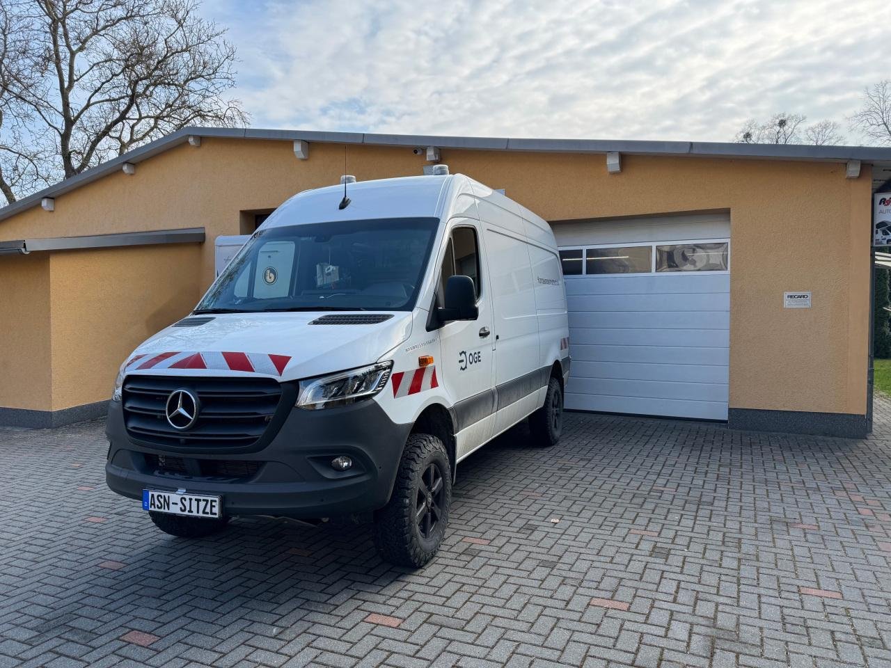 Mercedes_Sprinter_Fa-OGE